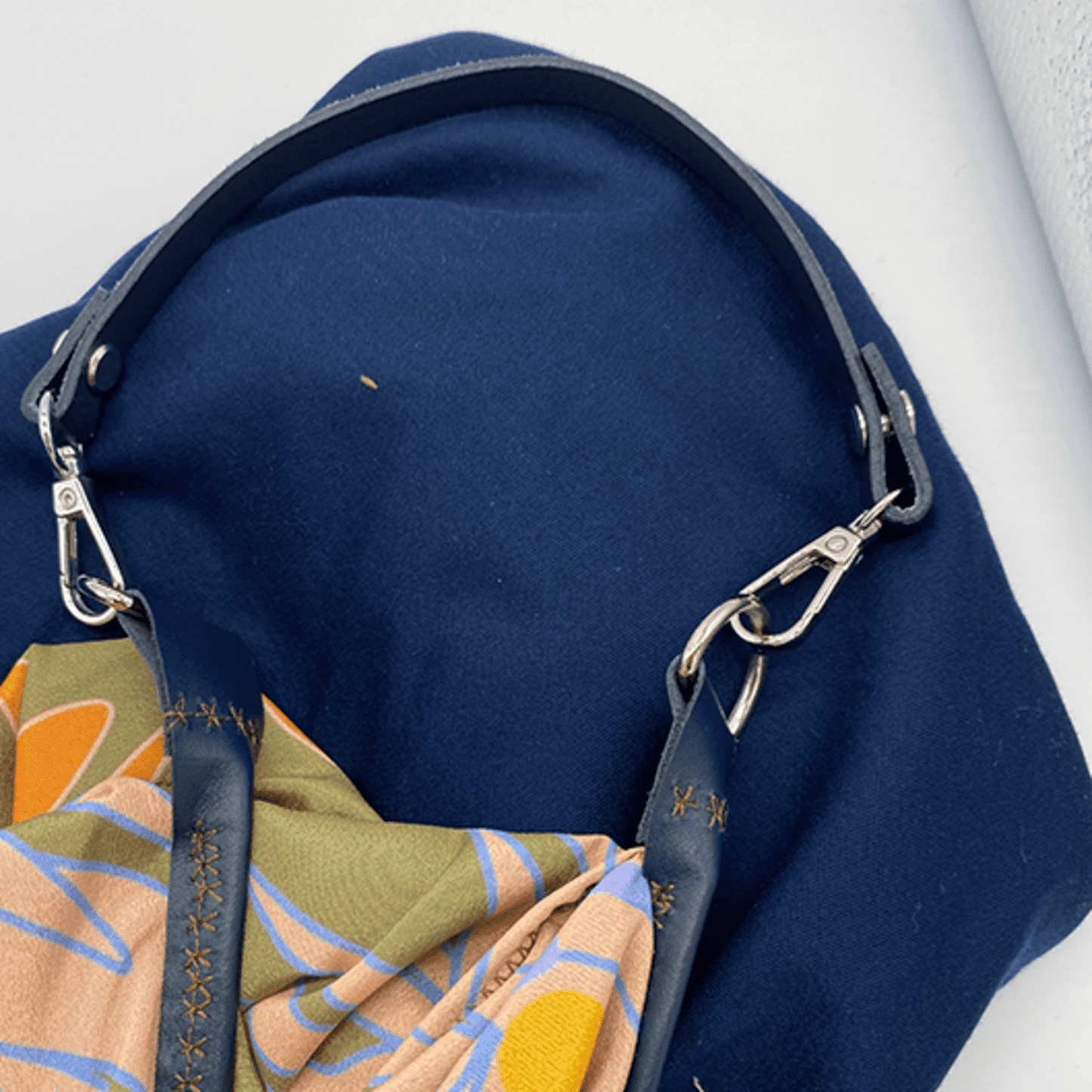 borsa-foulard-da-spiaggia-anni-90-la-nani-pattern-blu